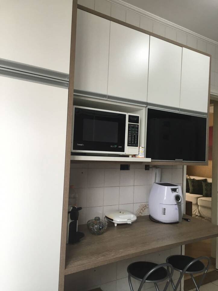 Apartamento à venda com 2 quartos, 72m² - Foto 9