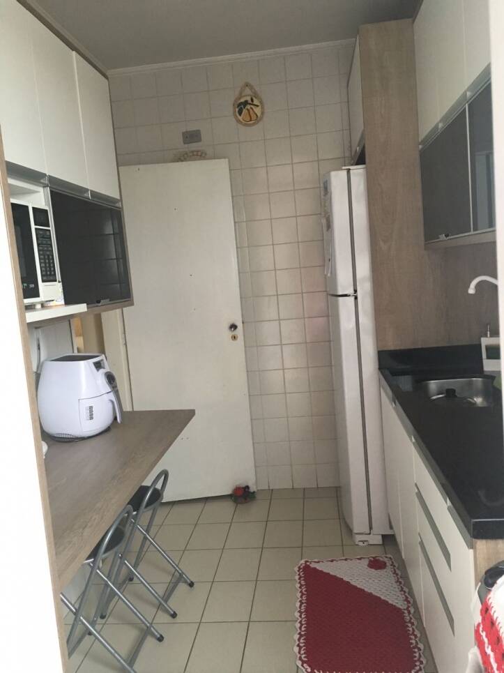 Apartamento à venda com 2 quartos, 72m² - Foto 1